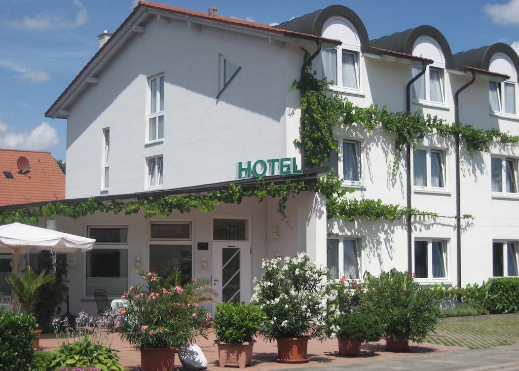 Lindner'S Hotel Bellheim Exteriör bild